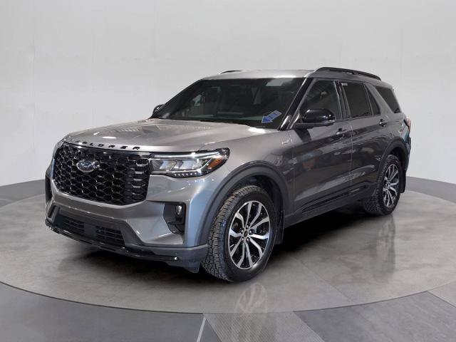 Certified 2025 Ford Explorer ST-Line AWD/4WD image 1