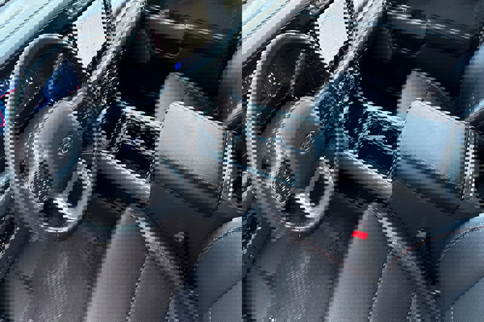 Certified 2024 Ford F250 Lariat w/ Sport Appearance Package image 11