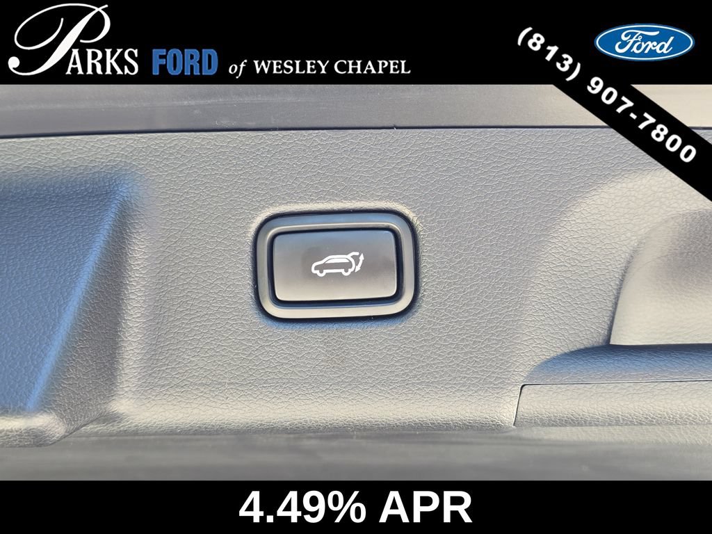 Used 2022 Hyundai Palisade SEL w/ Premium Package FWD image 10