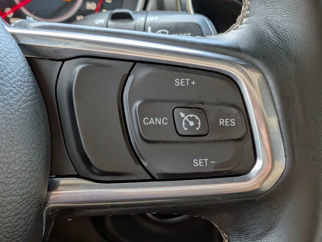 Used 2018 Jeep Wrangler Unlimited Rubicon AWD/4WD image 29