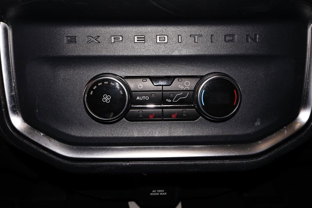 Certified 2025 Ford Expedition Max Platinum image 20