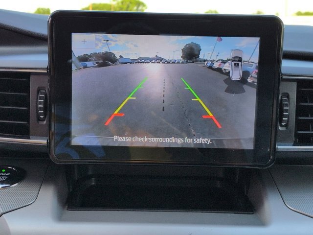Certified 2021 Ford Explorer XLT w/ Equipment Group 202A RWD image 24
