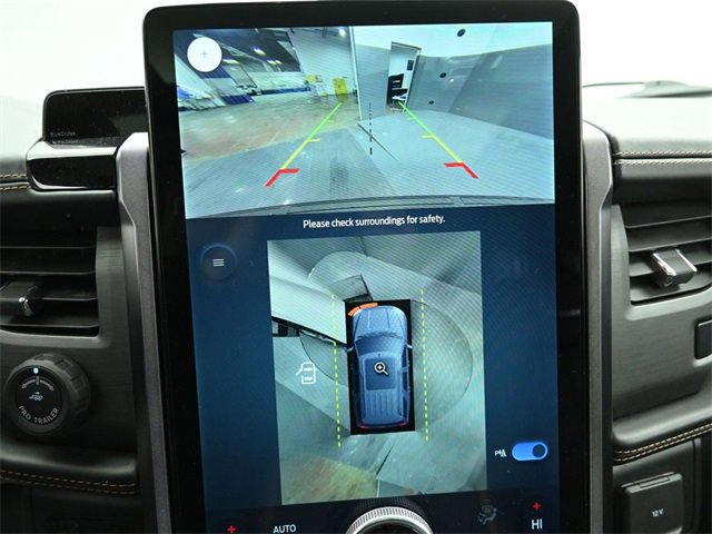 Certified 2022 Ford Expedition Platinum image 33