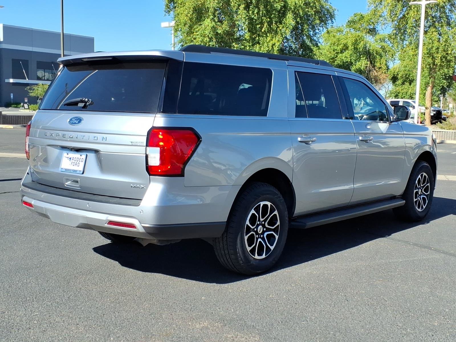 Certified 2024 Ford Expedition Max XLT AWD/4WD image 5