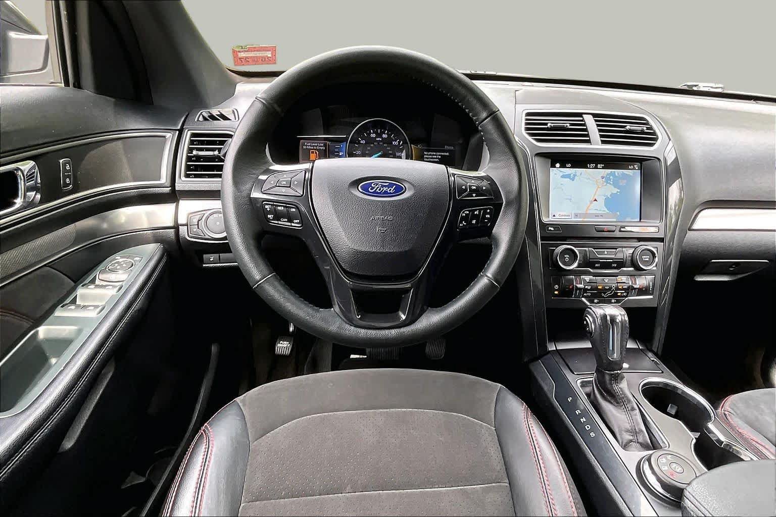 Certified 2018 Ford Explorer XLT w/ Equipment Group 202A AWD/4WD image 6
