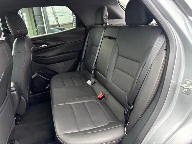 Used 2025 Chevrolet TrailBlazer RS w/ Driver Confidence Package AWD/4WD image 37