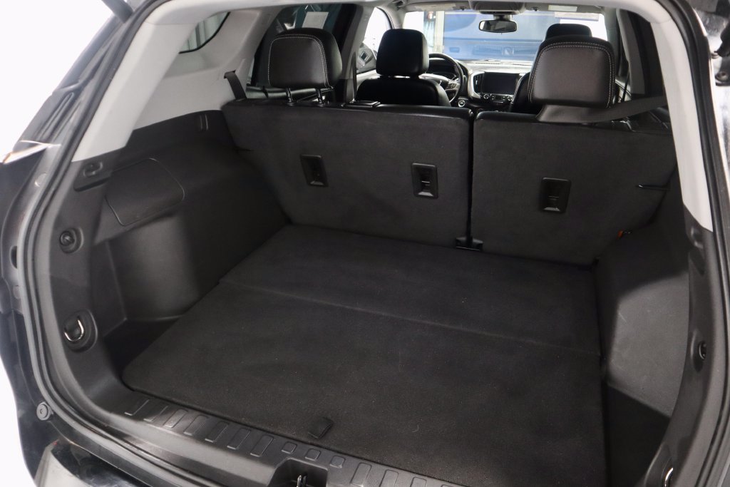 Used 2023 GMC Terrain SLT FWD image 13