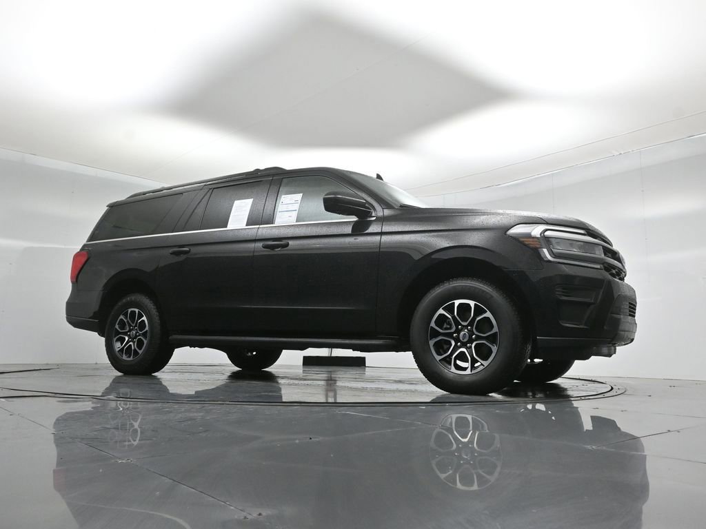 Certified 2024 Ford Expedition Max XLT image 2