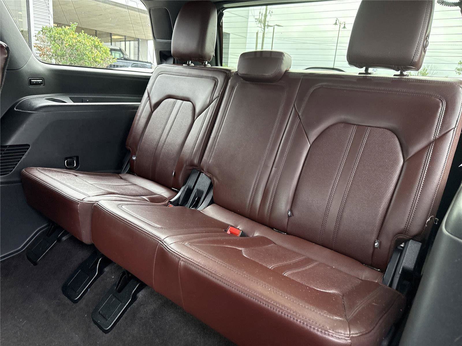 Certified 2022 Ford Expedition Limited image 6