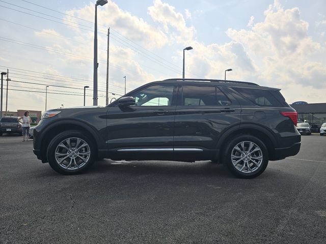 Certified 2023 Ford Explorer XLT w/ Equipment Group 202A AWD/4WD image 12