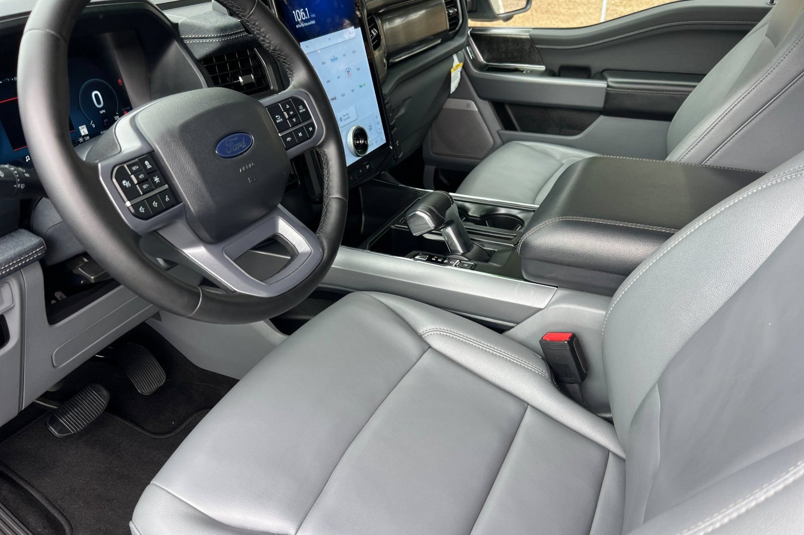 Certified 2025 Ford F150 Lightning Flash AWD/4WD image 12