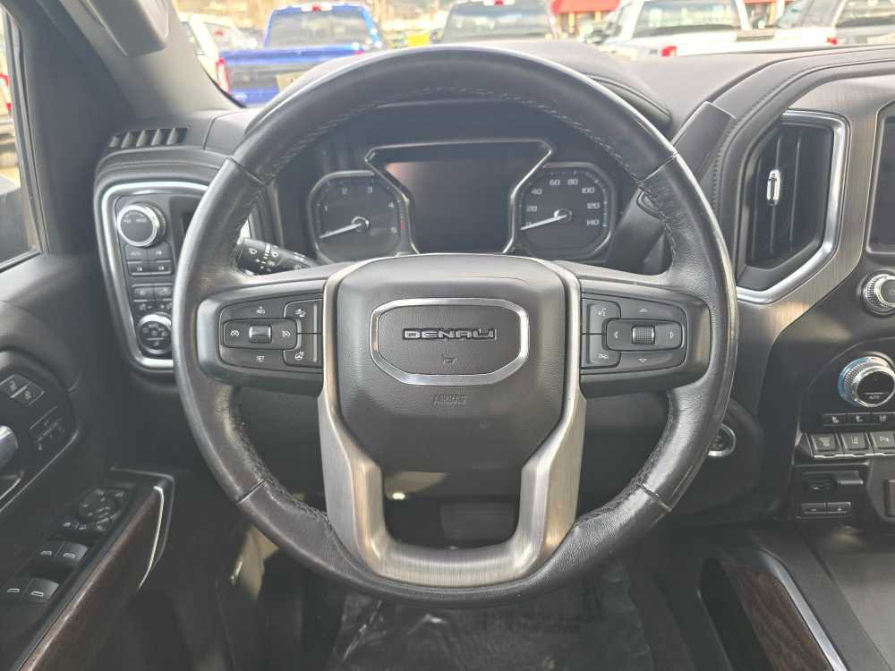 Used 2022 GMC Sierra 3500 Denali w/ Denali Ultimate Package image 11