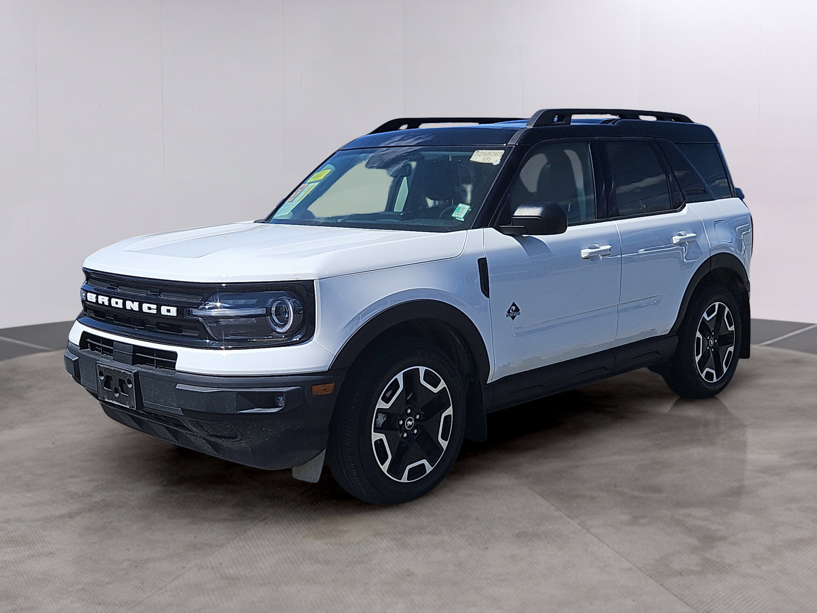 Certified 2023 Ford Bronco Sport Outer Banks w/ Tech Package AWD/4WD image 27