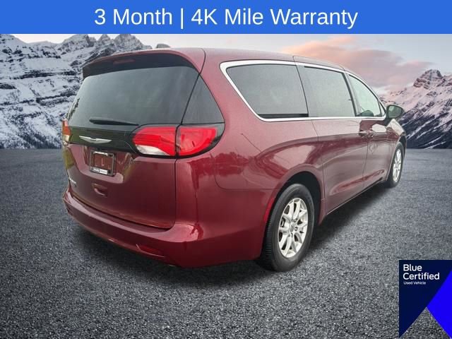 Used 2023 Chrysler Voyager LX FWD image 8