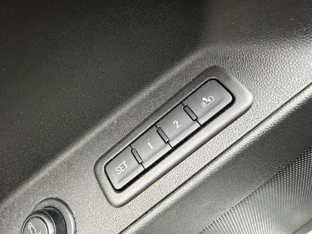 Used 2019 Chevrolet Equinox Premier image 20