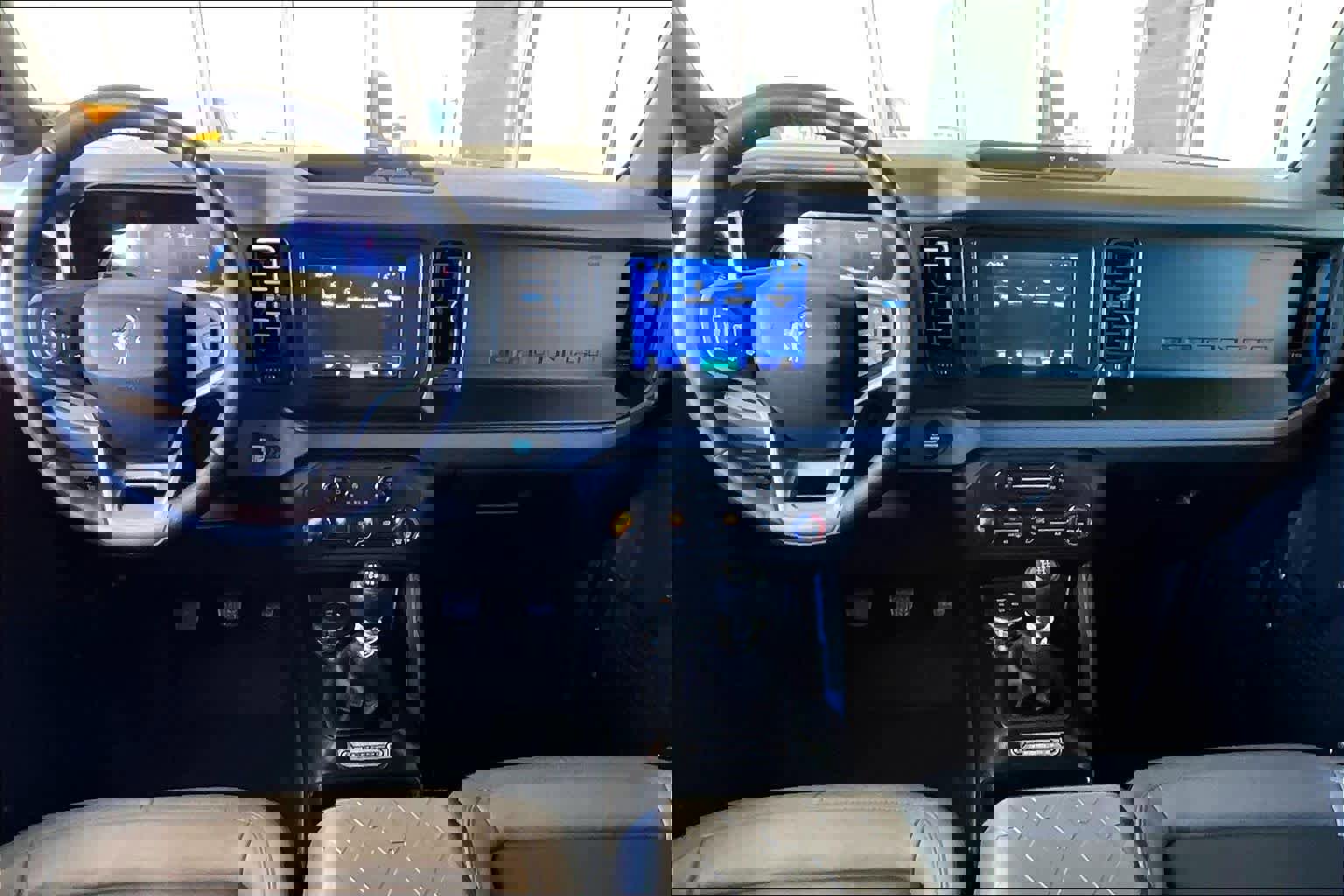 Certified 2022 Ford Bronco Black Diamond image 15