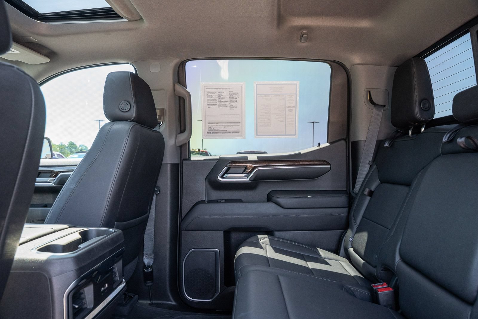 Used 2022 GMC Sierra 1500 Elevation w/ Elevation Premium Package AWD/4WD image 19