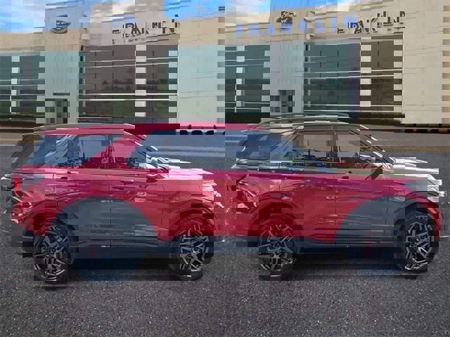 Certified 2025 Ford Explorer ST-Line w/ Premium Package image 6