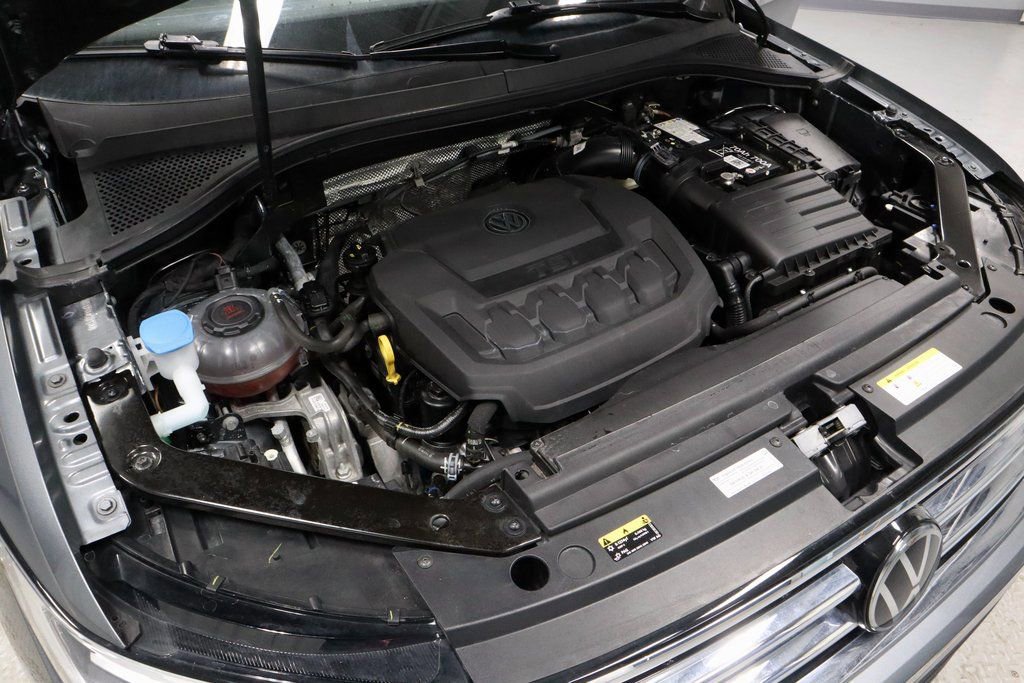 Used 2024 Volkswagen Tiguan Wolfsburg Edition image 16