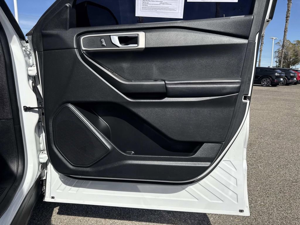 Certified 2021 Ford Explorer 2WD image 28