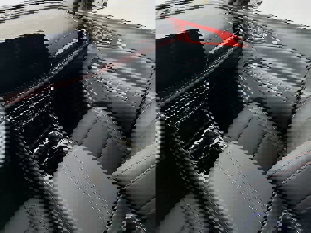 Used 2024 Chevrolet Traverse Z71 w/ LPO, Floor Liner Package image 14