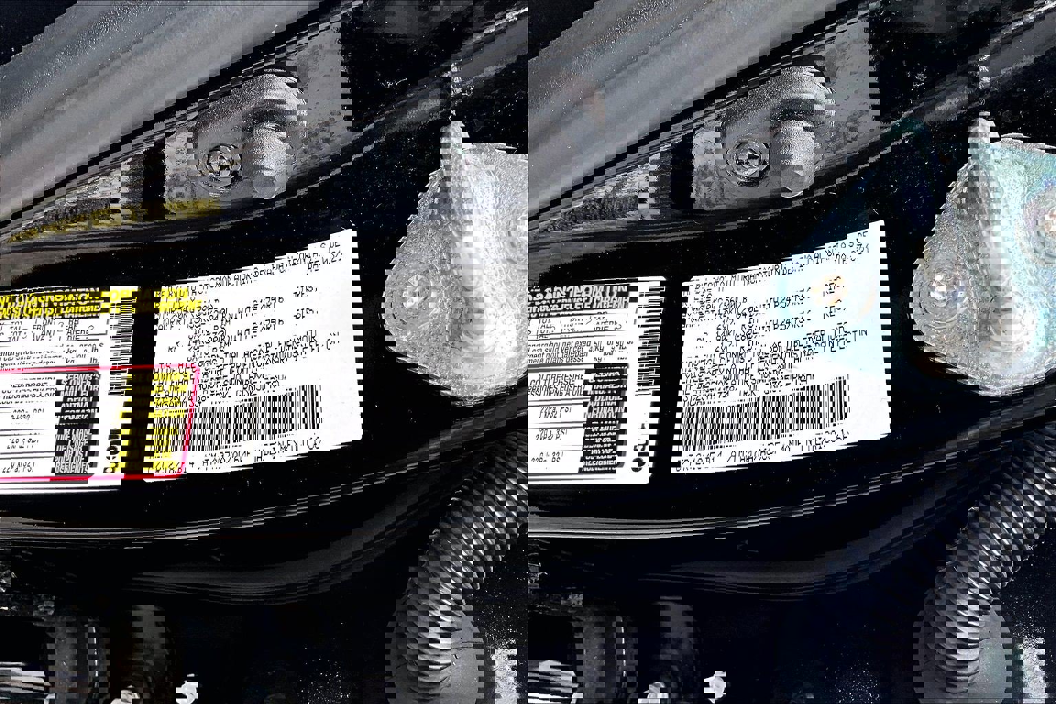 Used 2021 Toyota Tacoma SR AWD/4WD image 36