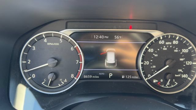 Used 2023 Nissan Rogue SV AWD/4WD image 12