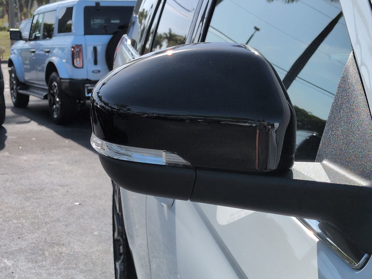 Certified 2025 Ford Expedition Platinum w/ Platinum Ultimate Package image 12