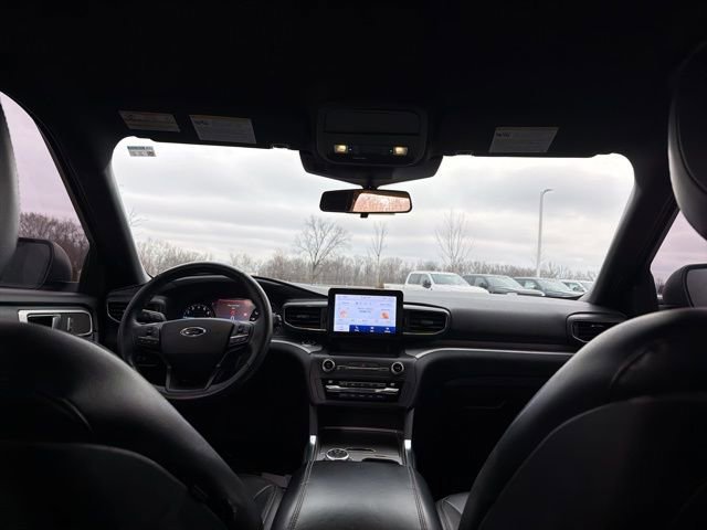 Certified 2020 Ford Explorer XLT w/ Equipment Group 202A image 21