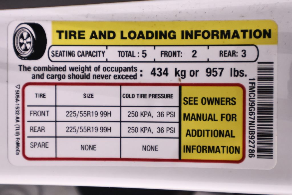 Certified 2022 Ford Escape SE w/ SE Sport Appearance Package AWD/4WD image 40