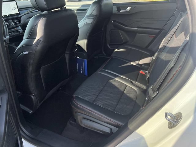 Certified 2024 Ford Escape ST-Line w/ Tech Pack #1 AWD/4WD image 14