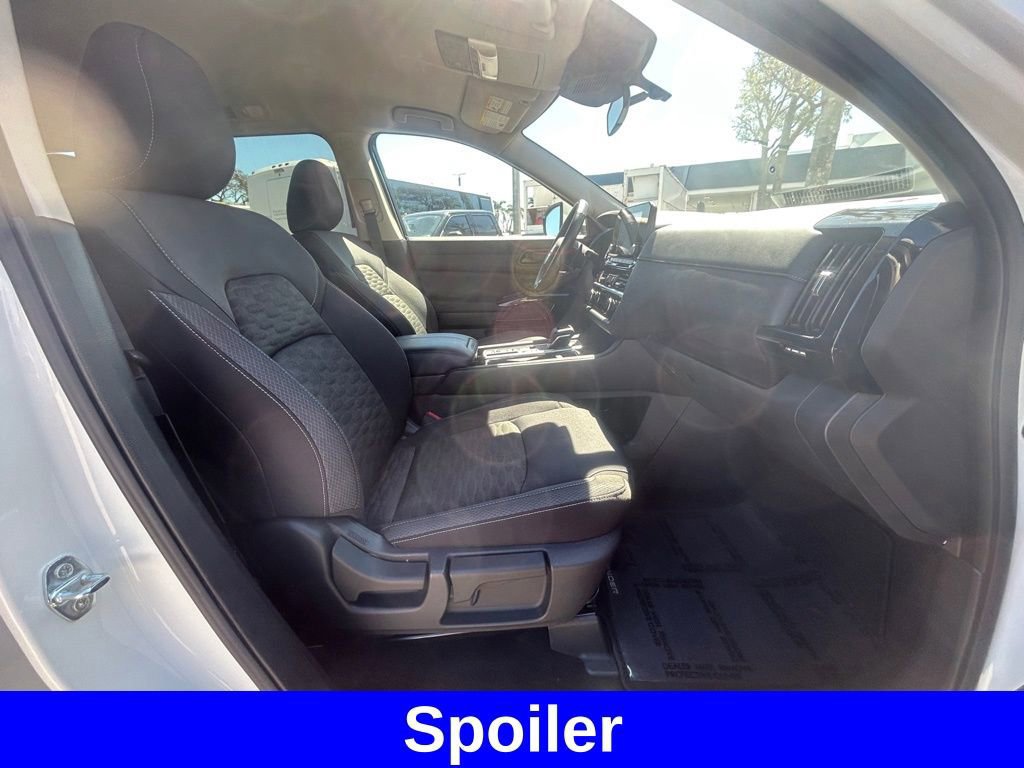 Used 2025 Nissan Pathfinder SV image 22