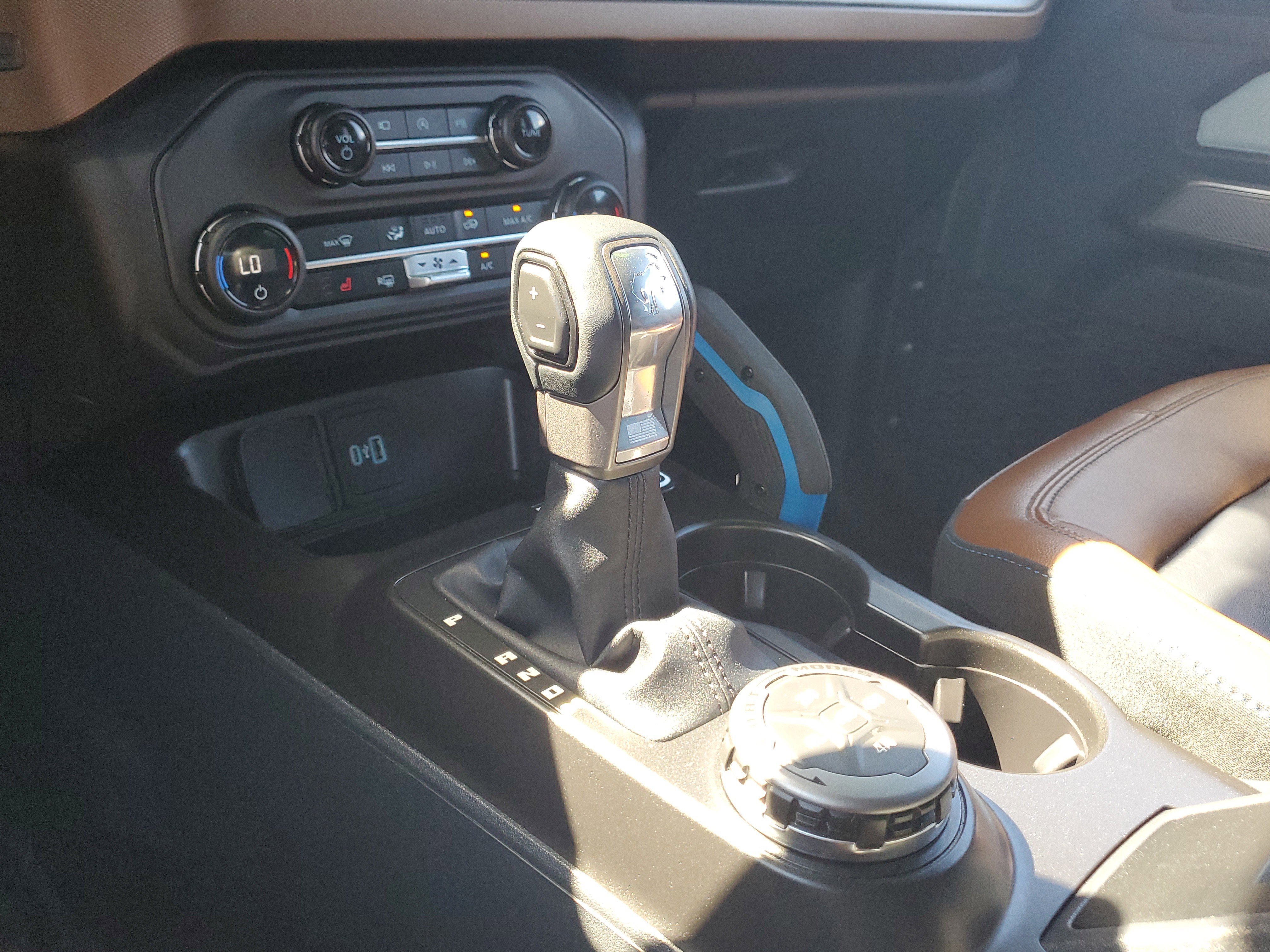 Certified 2023 Ford Bronco Outer Banks w/ Sasquatch Package image 22