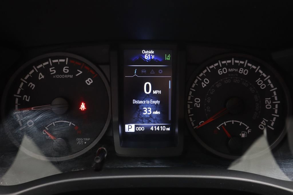 Used 2023 Toyota Tacoma SR AWD/4WD image 29