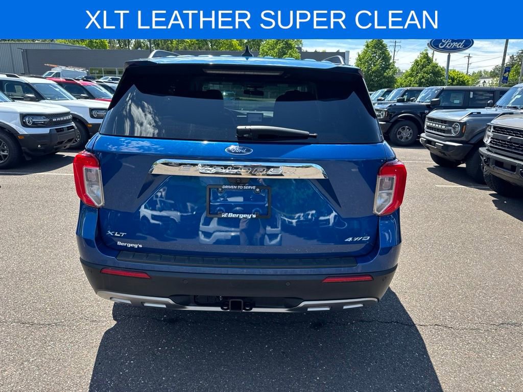 Certified 2023 Ford Explorer XLT w/ Equipment Group 202A AWD/4WD image 7