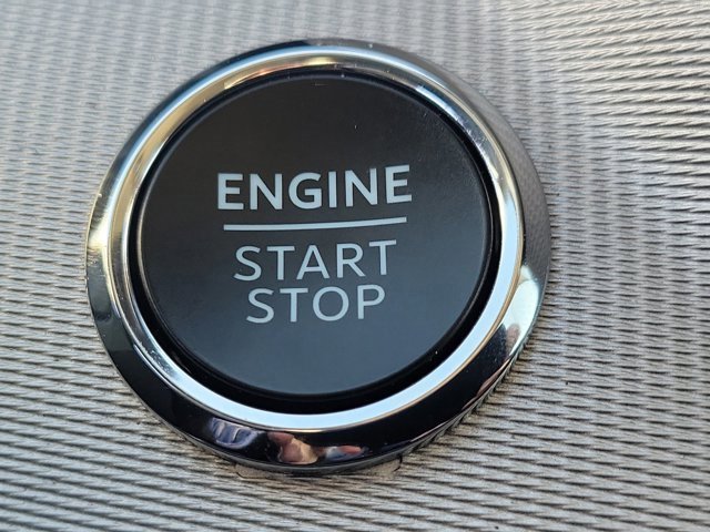 Certified 2025 Ford Explorer Active image 28