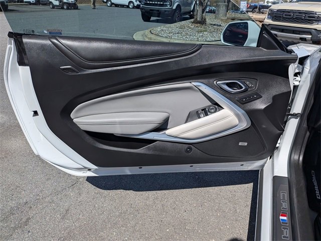 Used 2019 Chevrolet Camaro SS image 11