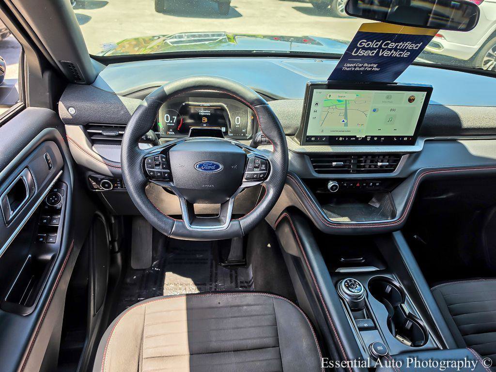 Certified 2025 Ford Explorer ST-Line w/ ST-Line Street Pack AWD/4WD image 13