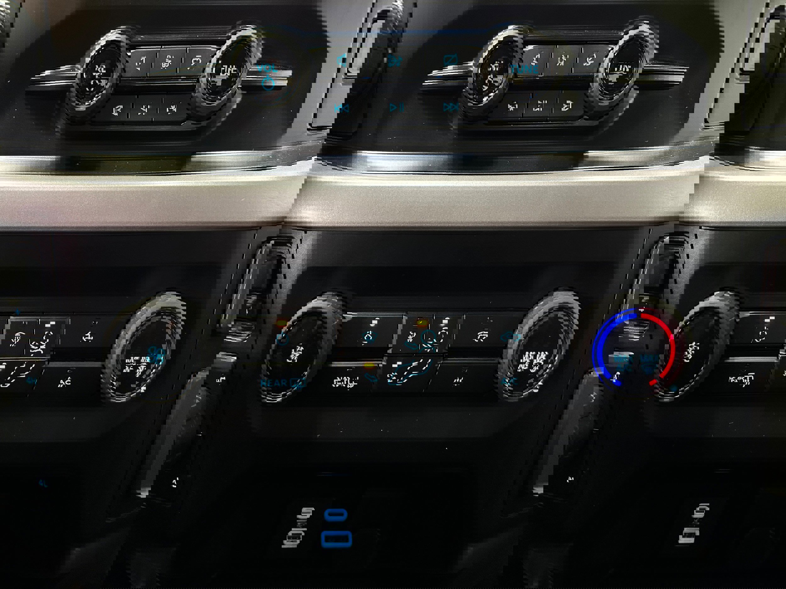 Certified 2023 Ford F150 XLT w/ Trailer Tow Package image 22