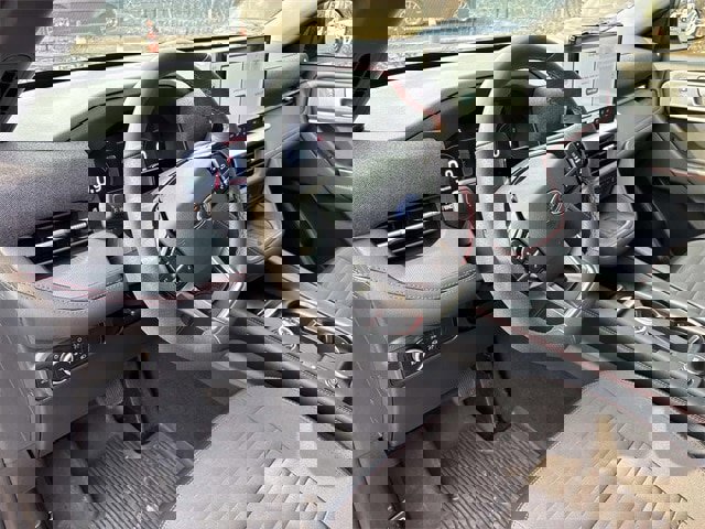 Certified 2025 Ford Explorer ST-Line w/ Premium Package image 31