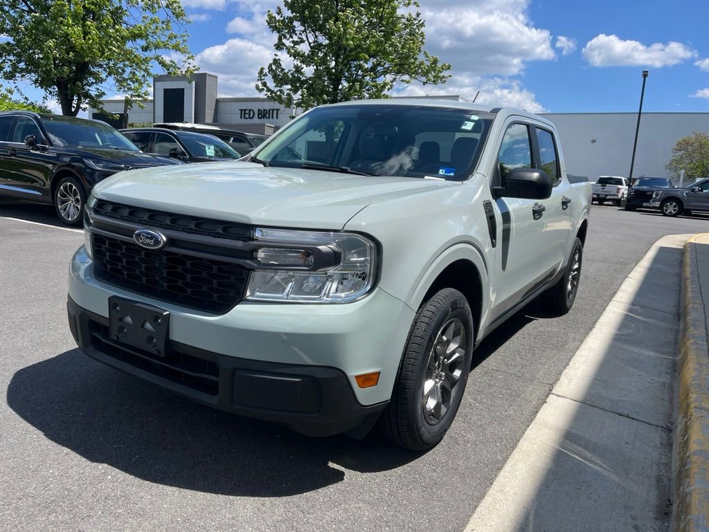 Certified 2022 Ford Maverick XLT FWD image 3