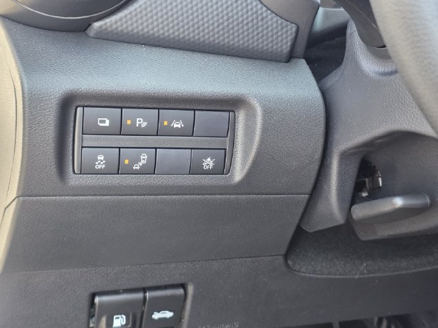 Used 2024 Nissan Kicks S FWD image 20