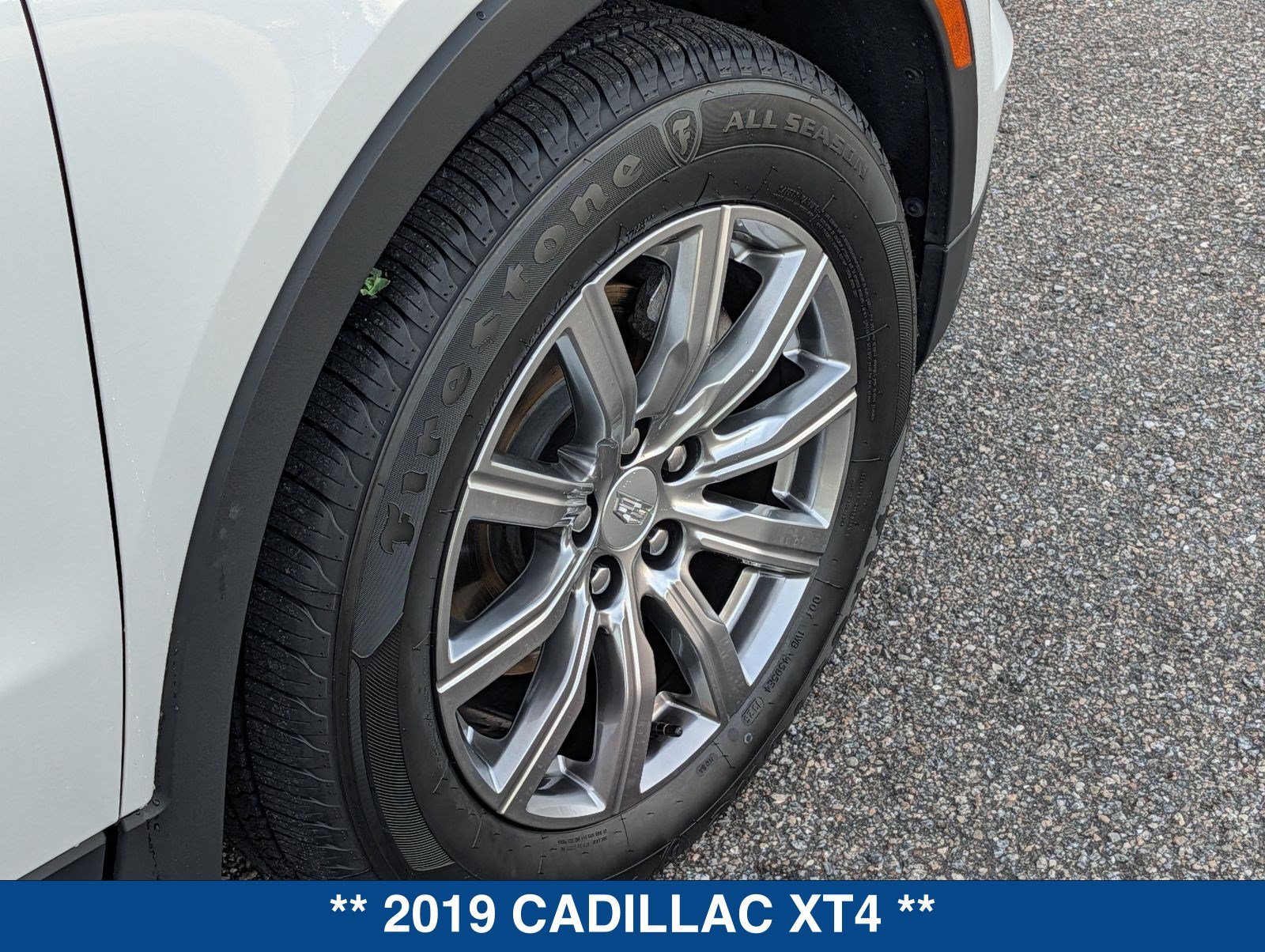 Used 2019 Cadillac XT4 Premium Luxury FWD image 13
