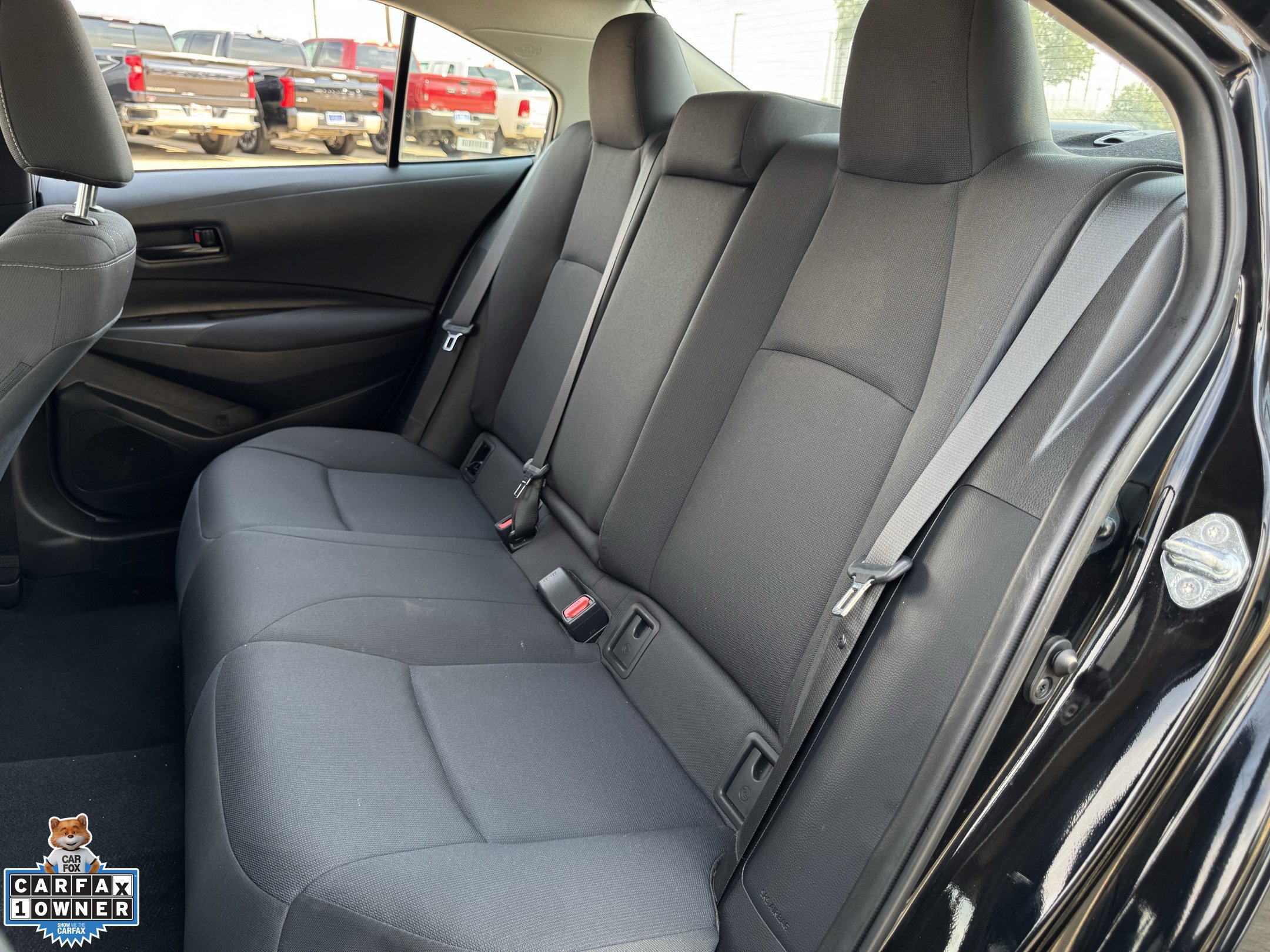 Used 2025 Toyota Corolla LE FWD image 29