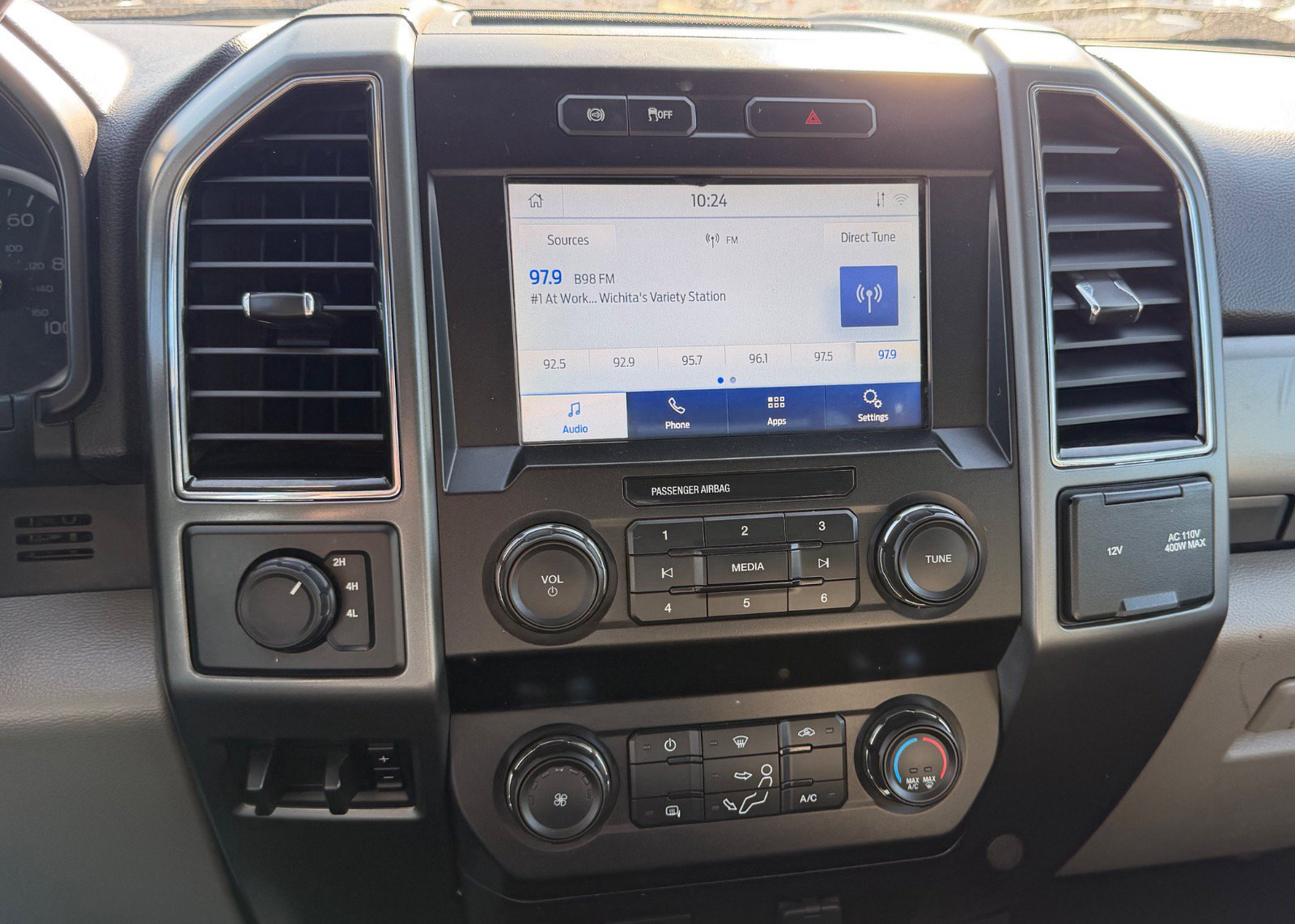 Certified 2021 Ford F550 4x4 Crew Cab Super Duty image 16