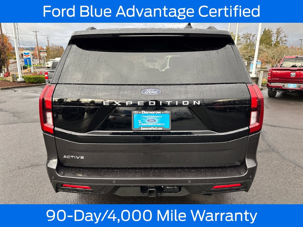 Certified 2025 Ford Expedition Active AWD/4WD image 6