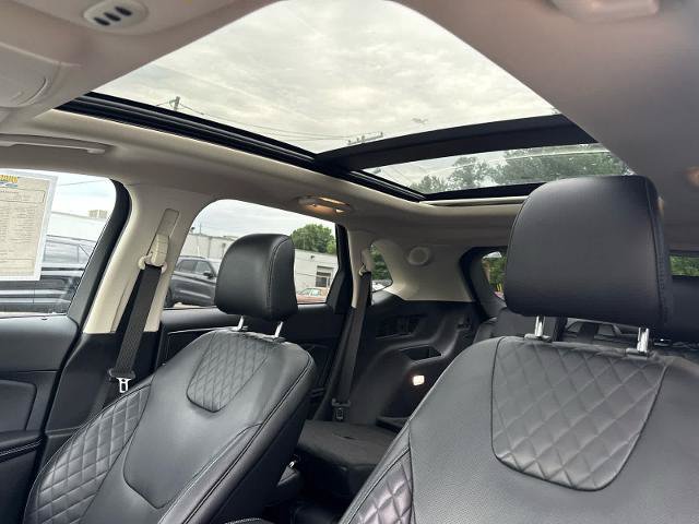 Certified 2024 Ford Edge Titanium w/ Equipment Group 301A AWD/4WD image 13