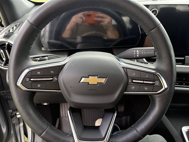 Used 2026 Chevrolet Equinox LT w/ Convenience Package II FWD image 16