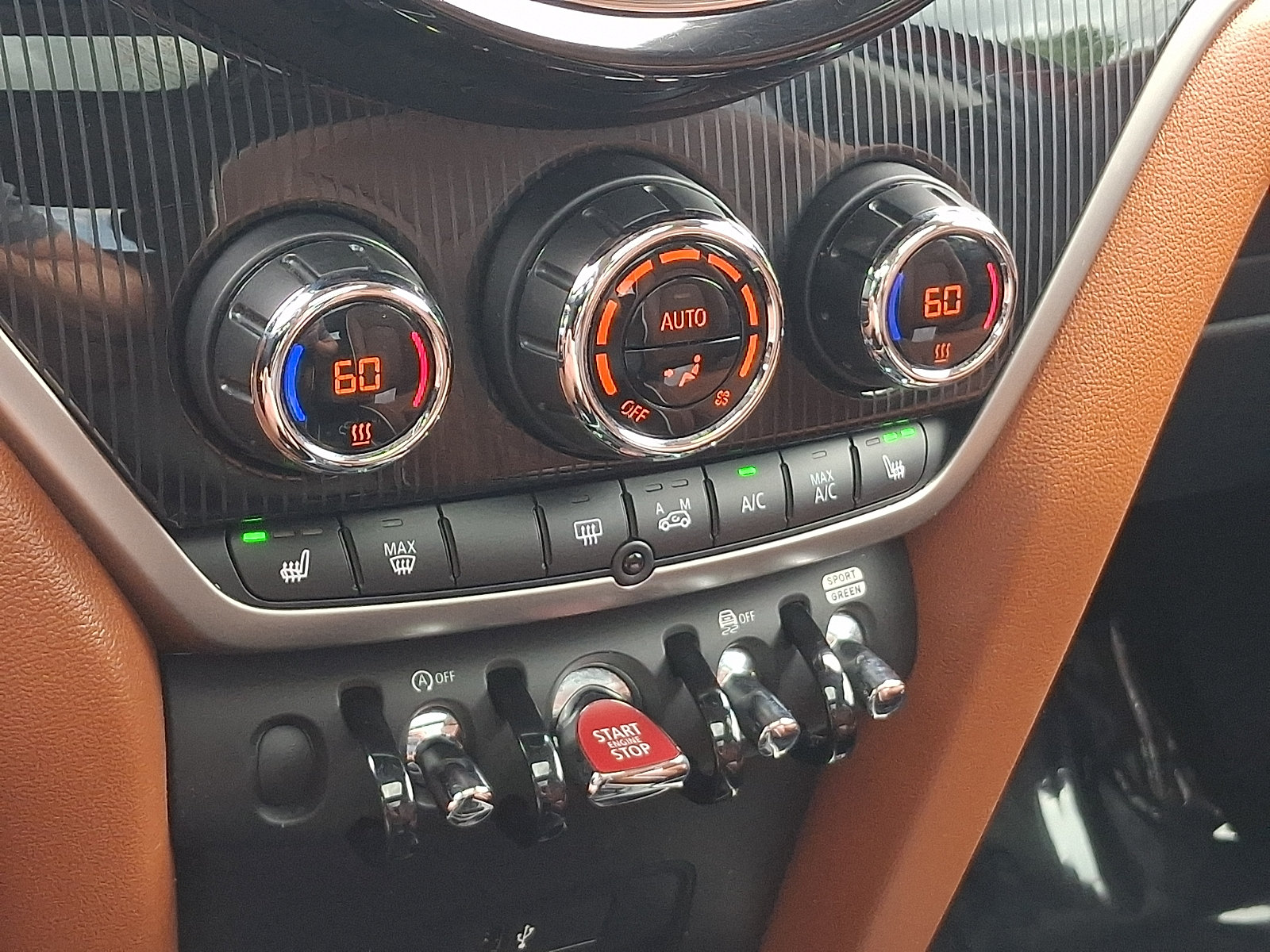 Used 2023 MINI Cooper Countryman S w/ Signature Upholstery Package AWD/4WD image 17