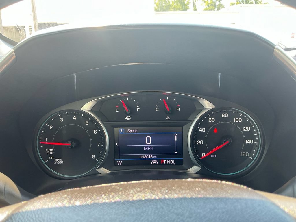 Used 2020 Chevrolet Equinox LT w/ Driver Convenience Package AWD/4WD image 19
